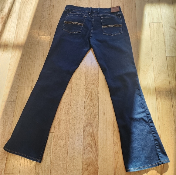 LUCKY BRAND Charlie Baby Boot | Blue Flare & Wide Leg Jeans - Picture 7 of 13